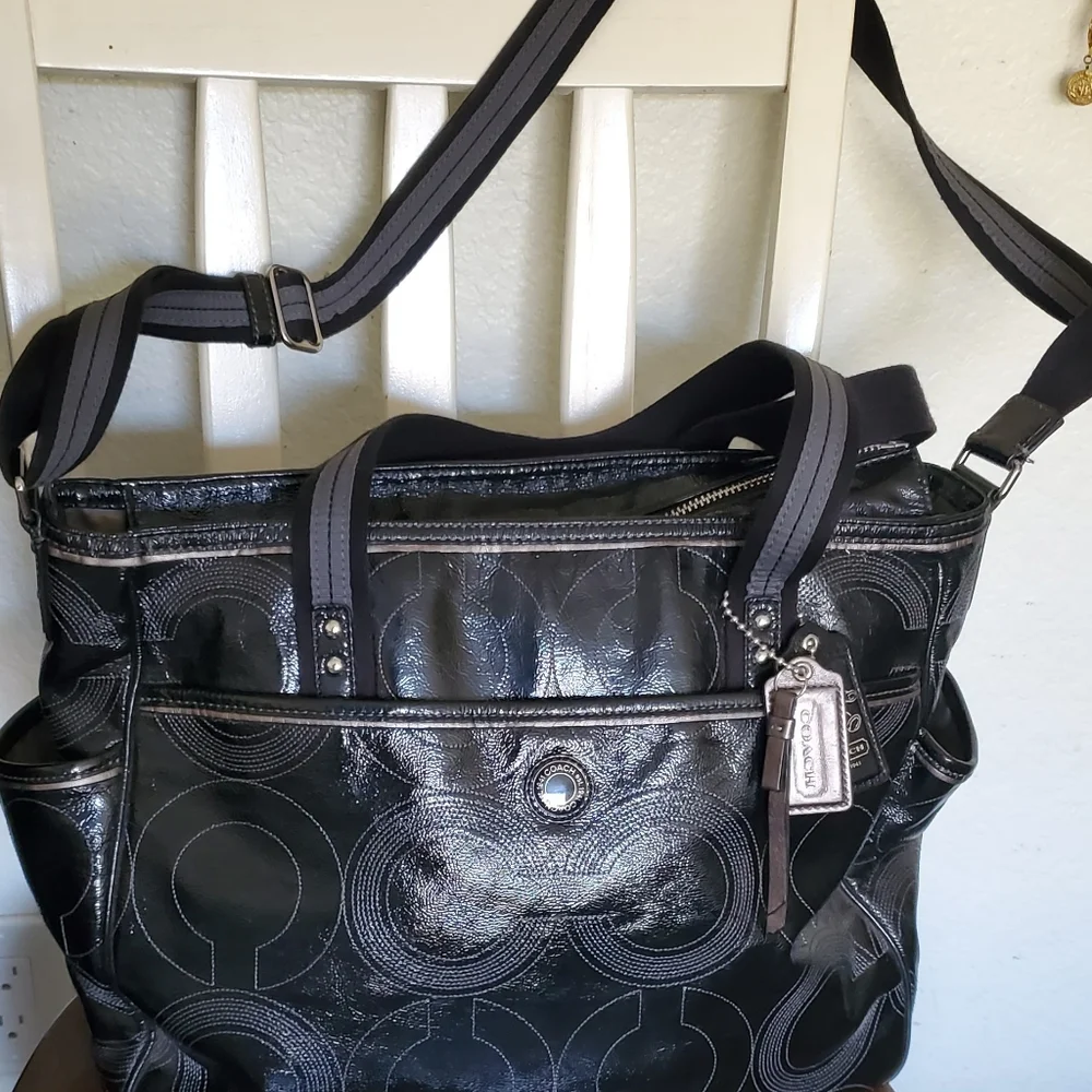 Coach Patent Leather diaper tote bag - Picture 2 of 16